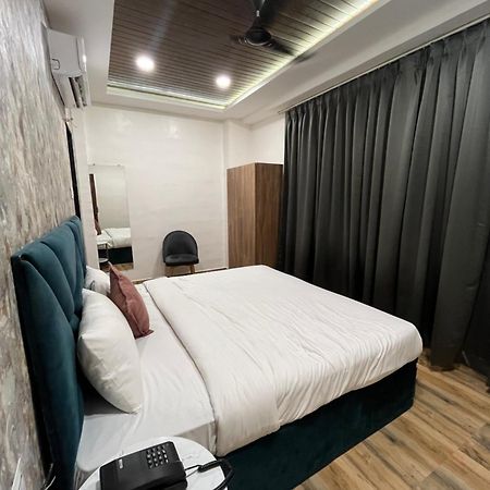 Hotel Vedicvista Indore Dış mekan fotoğraf