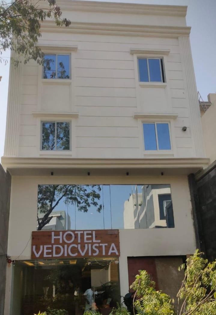 Hotel Vedicvista Indore Dış mekan fotoğraf